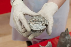 Toothpaste tin - image: ORNC