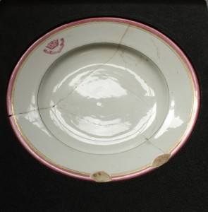 Plate decorated with the Naval College's crest - image: ORNC